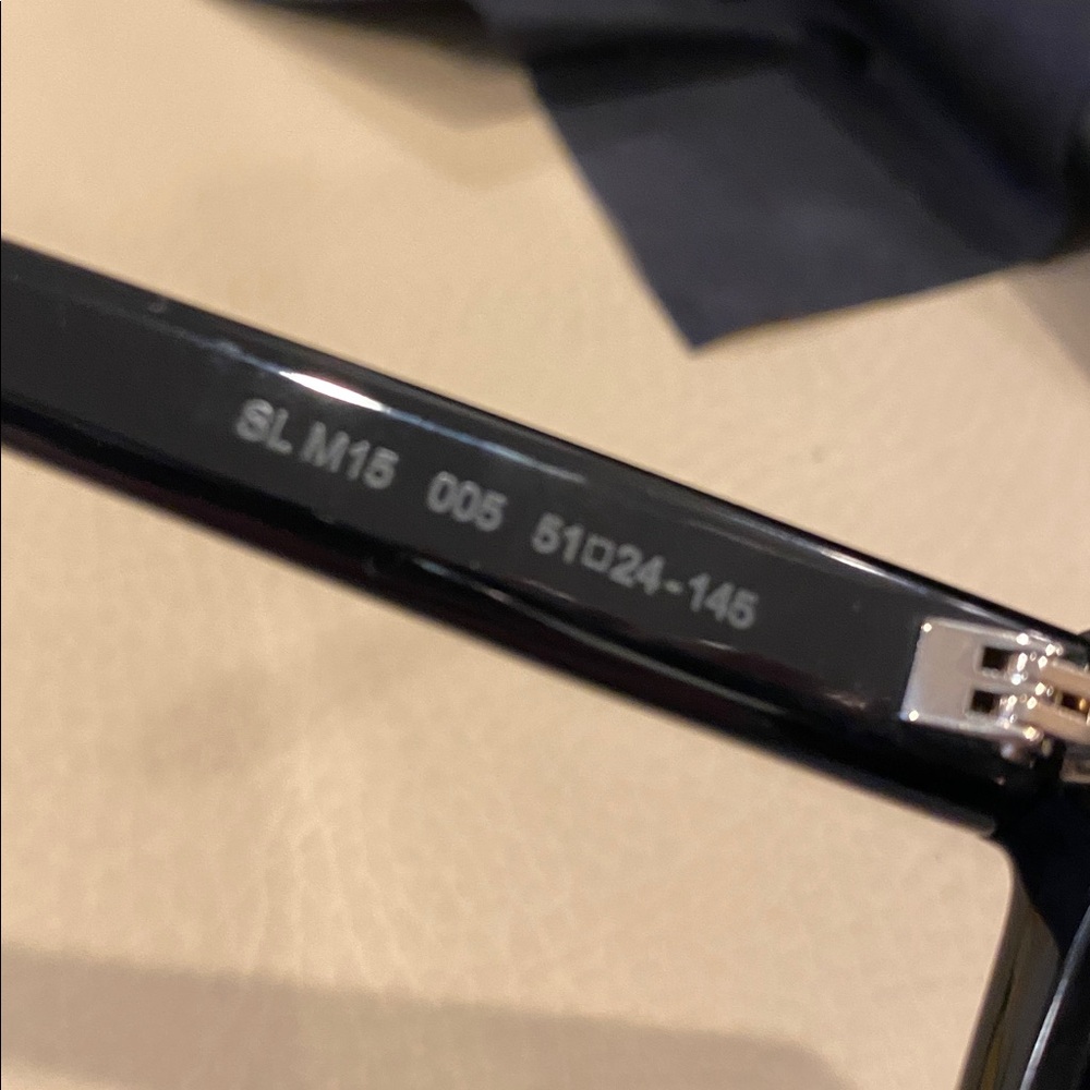 Saint Laurent sunglasses - Picture 5 of 7